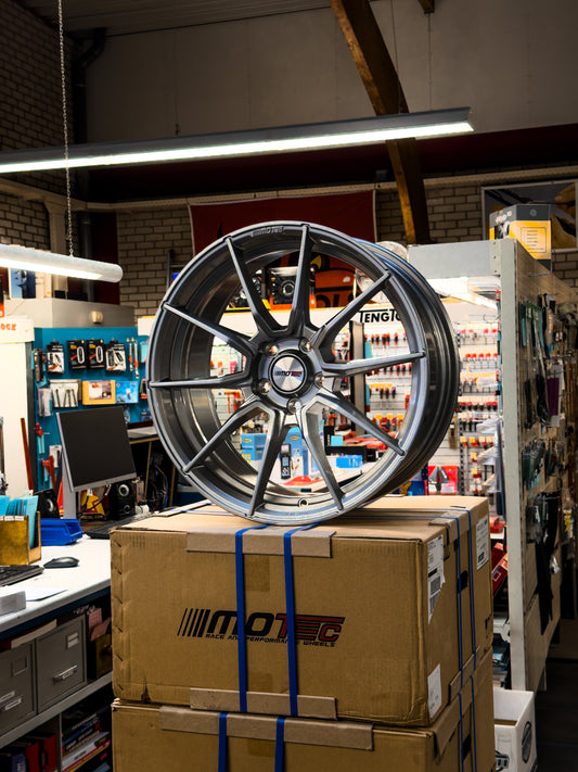 Motec Ultralight 8.5Jx19 5x114.3 ET45 Silver Hyundai i30N