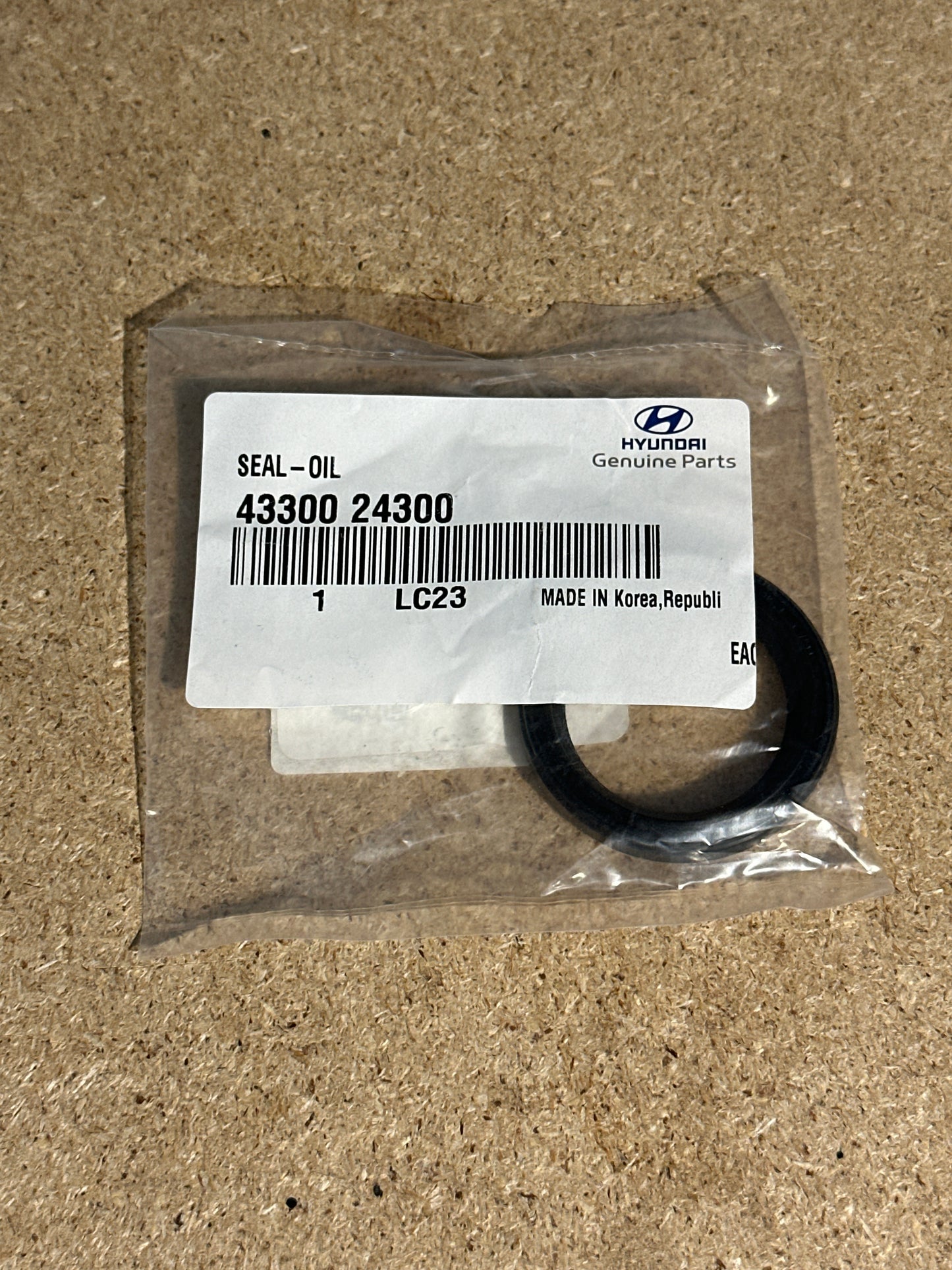 43300-24300 OEM Hyundai i30N Performance Manual Differential Oil Seal