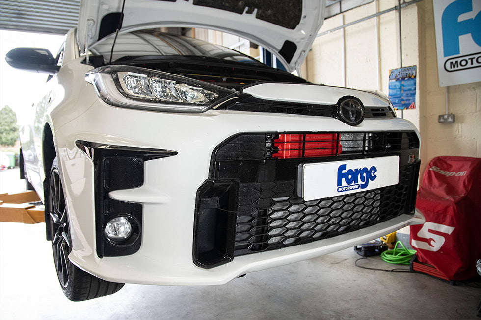 FMOC12 Forge Motorsport Oliekoeler voor Toyota Yaris GR Gen 1 + Gen 2 (2020+)