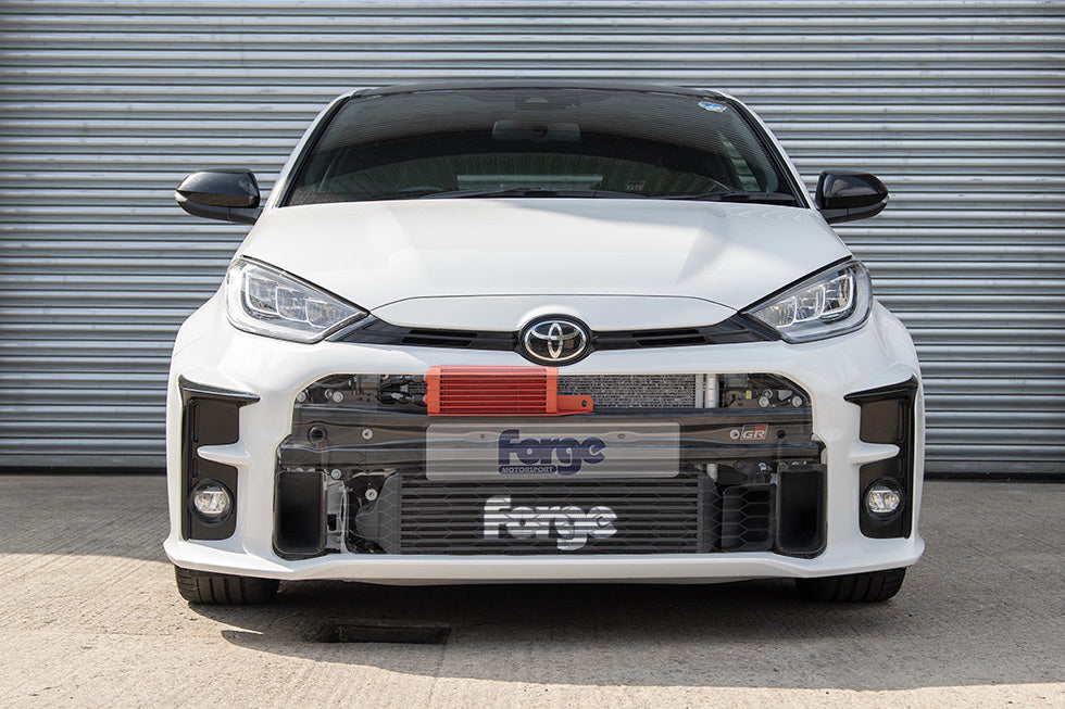 FMOC12 Forge Motorsport Oliekoeler voor Toyota Yaris GR Gen 1 + Gen 2 (2020+)