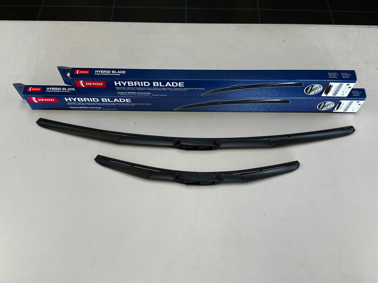 OEM-Style Denso 'Hybrid' Wiper Blade Set Front for Hyundai i30N 2017-Present