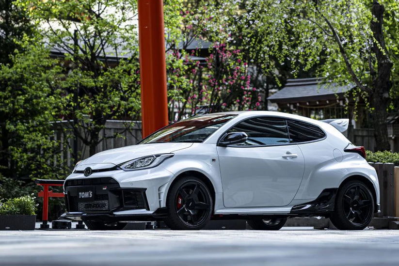 TOM’s Racing Side Edge Attachment voor Toyota GR Yaris Gen2 Facelift (KOUKI)(2024+)