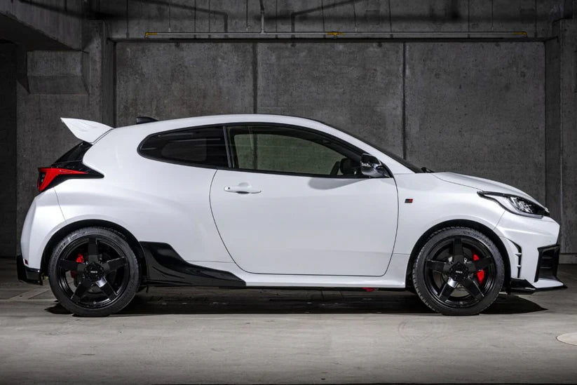 TOM’s Racing Side Edge Attachment voor Toyota GR Yaris Gen2 Facelift (KOUKI)(2024+)