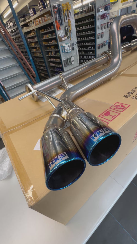 HKS 31021-AT007 Uitlaatsysteem Legamax Trailmaster voor Toyota Hilux (GUN125) “Side-Pipe”